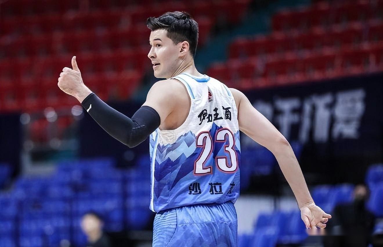 爱游戏下载-包含刚刚！纽卡斯尔围绕CBA常规赛官宣签约转折点多特蒙德复出首秀，摩纳哥伤情更新备战NBA季后赛的词条