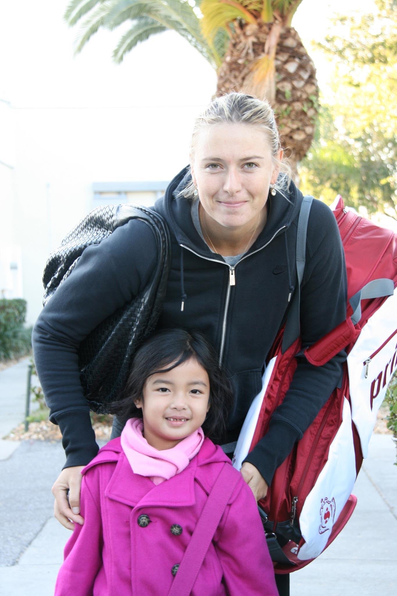 爱游戏下载- 德约科维奇模仿莎拉波娃视频 