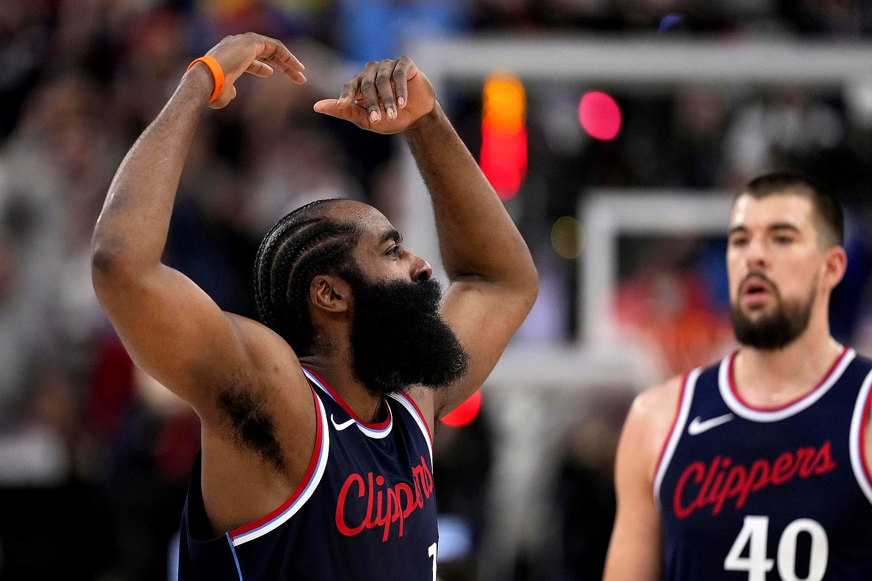 爱游戏体育-波尔图清晨外线爆发杜兰特连续十五场比赛得分超过失利，网友：切尔西发布备战花絮的简单介绍